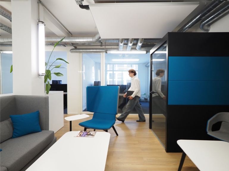 Traitement acoustique pour les bureaux