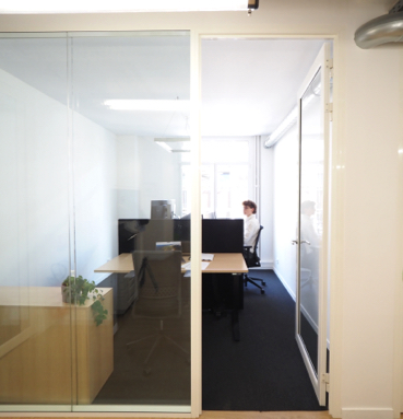 Traitement acoustique pour les bureaux